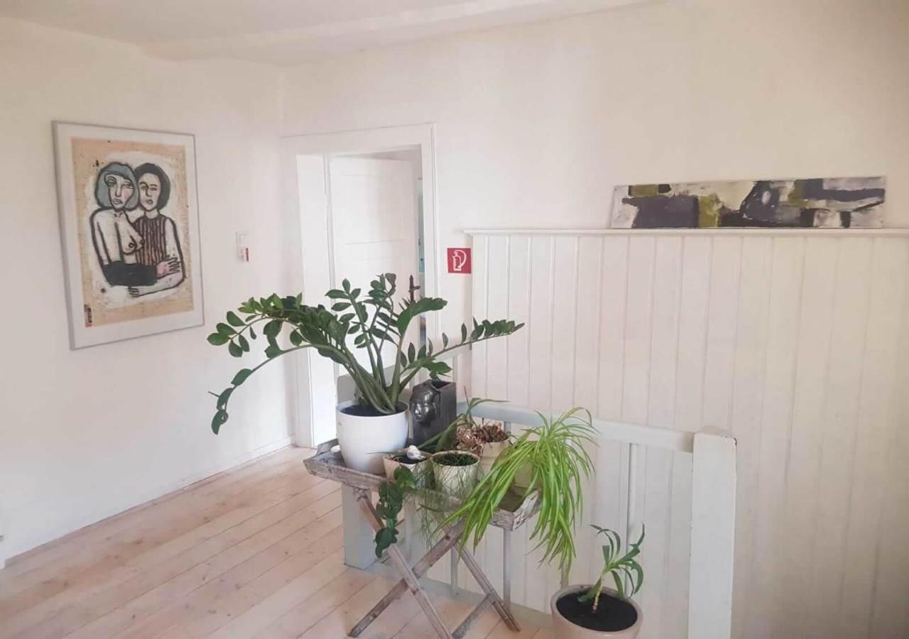 Aeltestes Haus In Quentel - Ferienwohnung 1 Mit Kleinem Garten Lichtenau 外观 照片